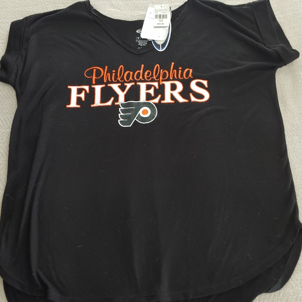 Women's Philadelphia Flyers t-shirt